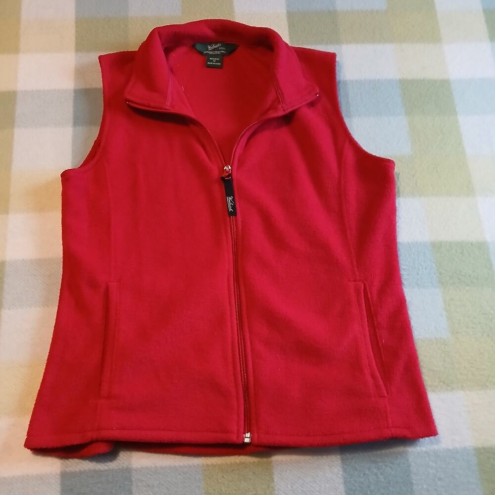 Woolrich Red Full Zip Up Fleece Vest Womens Medium. Outdoor Wear. With Pockets